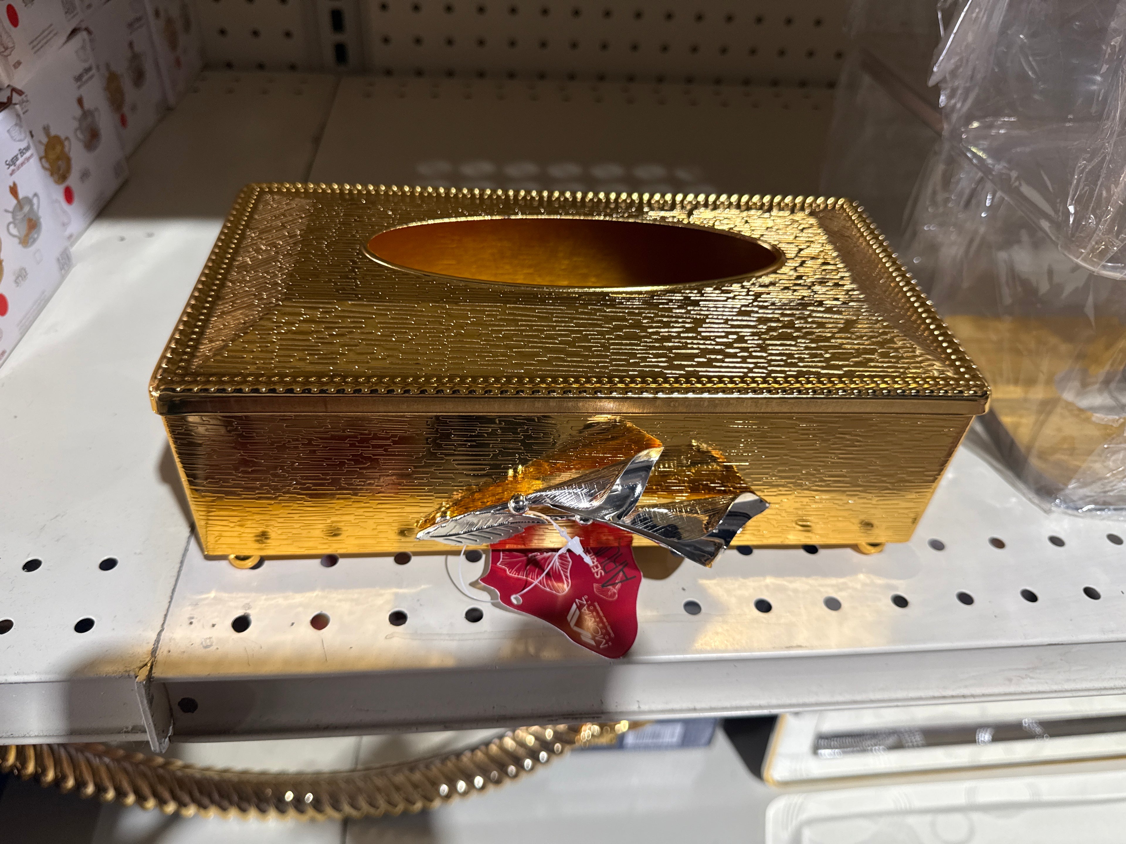 Arum Series Luxury Tissue Box Holder – Elegant Gold Decorative Cover